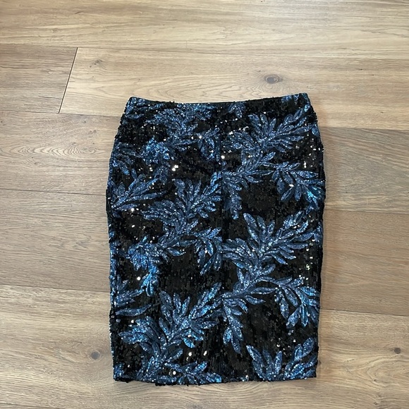 Boohoo Plus Sz Melissa Floral Sequin Thigh Split Midi Skirt Black/Navy Sz 14 US - Picture 8 of 9